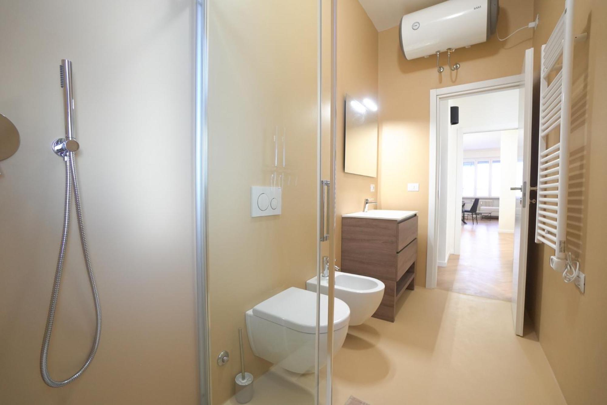 Brera Livings - Luxury Apartment, Full City Center Milão Exterior foto