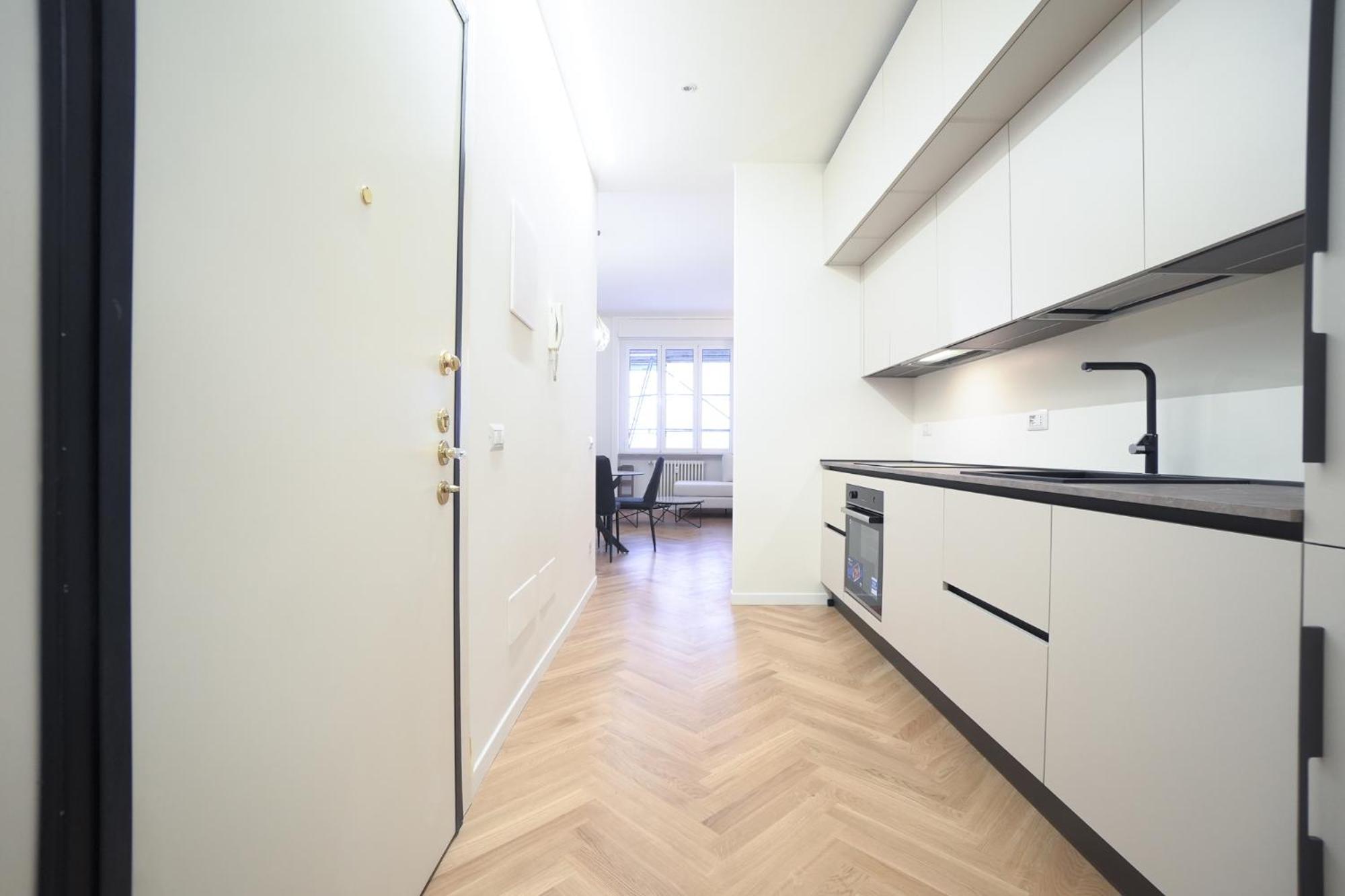 Brera Livings - Luxury Apartment, Full City Center Milão Exterior foto