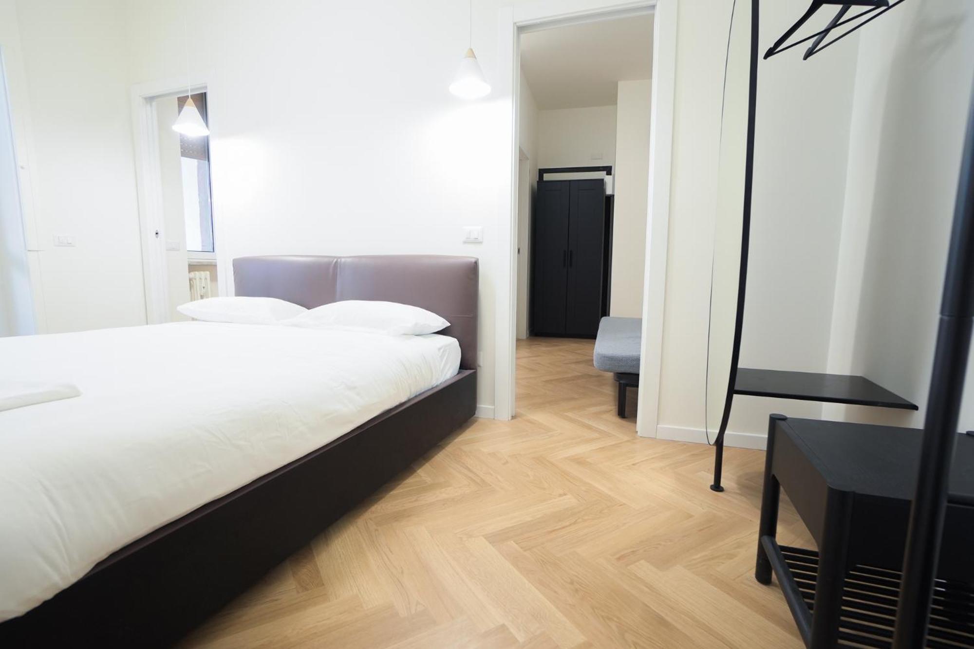 Brera Livings - Luxury Apartment, Full City Center Milão Exterior foto