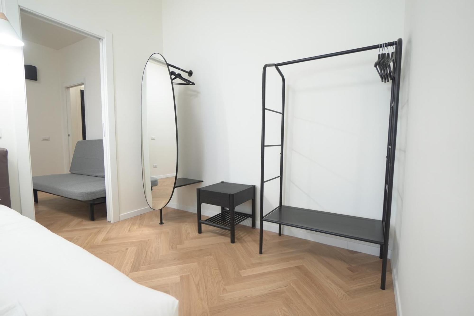 Brera Livings - Luxury Apartment, Full City Center Milão Exterior foto